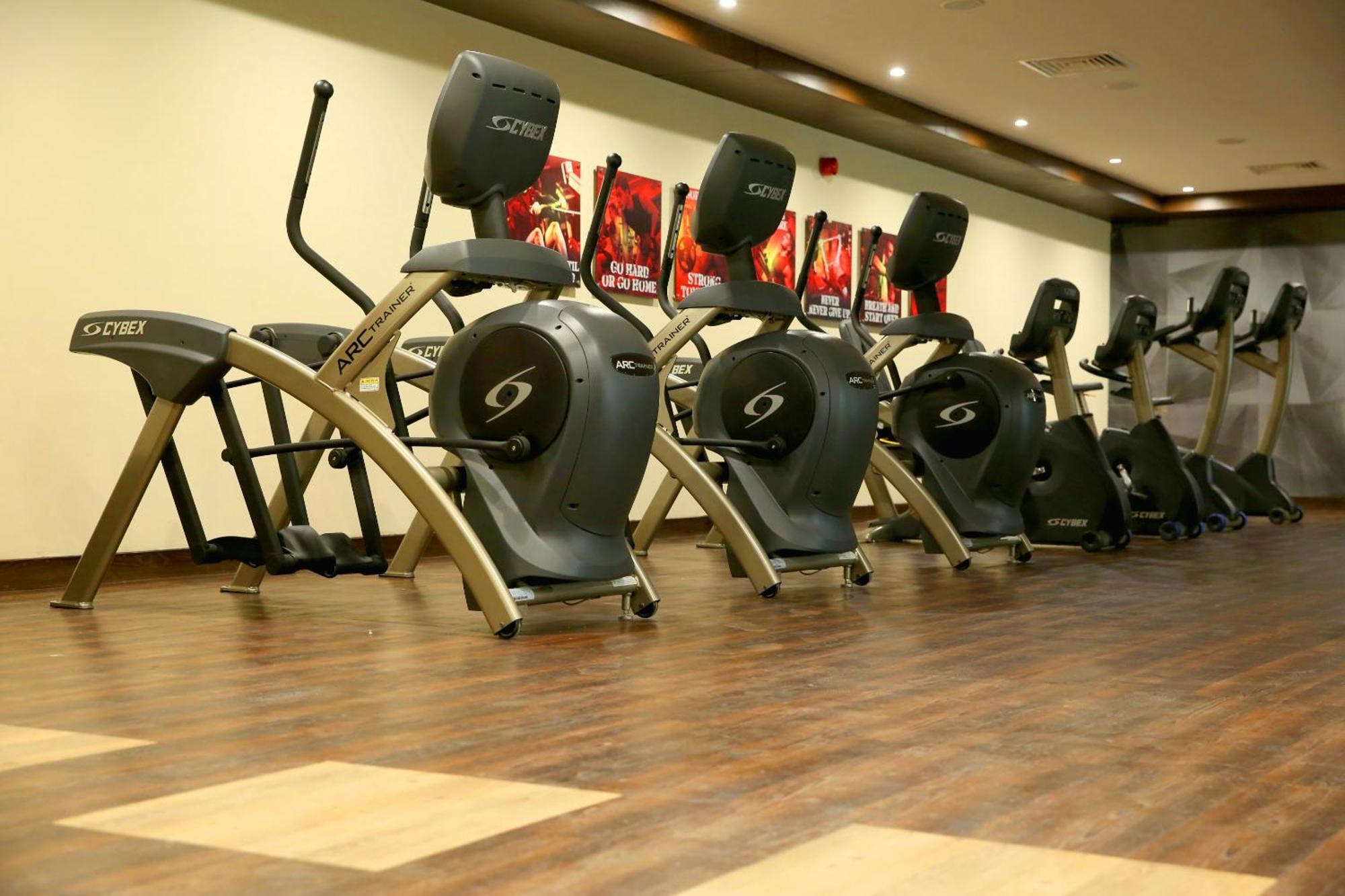 Jacaranda Heights Hotel Islamabad Ngoại thất bức ảnh