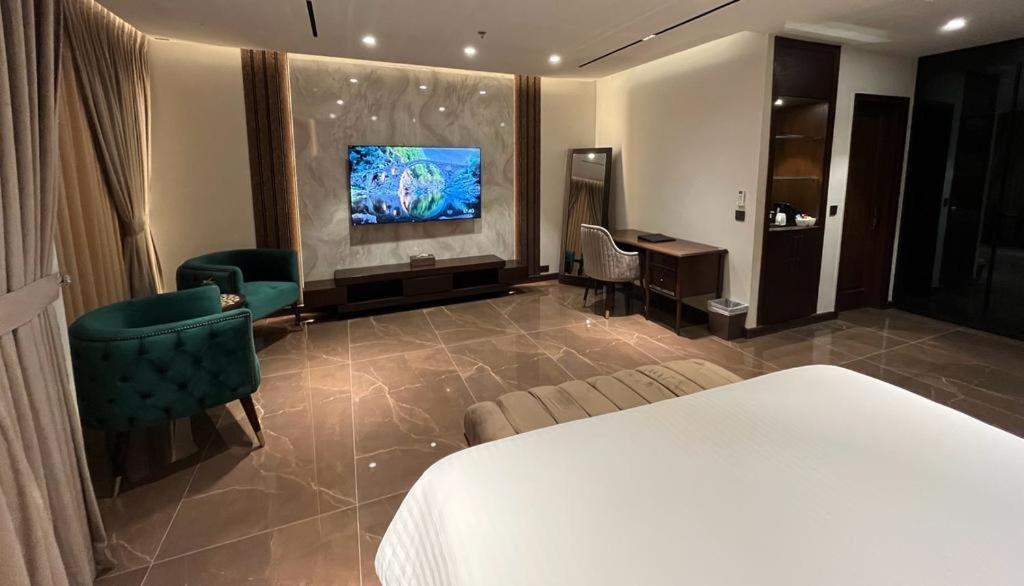 Jacaranda Heights Hotel Islamabad Ngoại thất bức ảnh