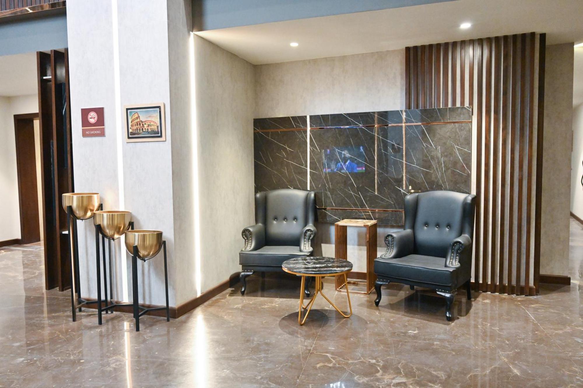 Jacaranda Heights Hotel Islamabad Ngoại thất bức ảnh